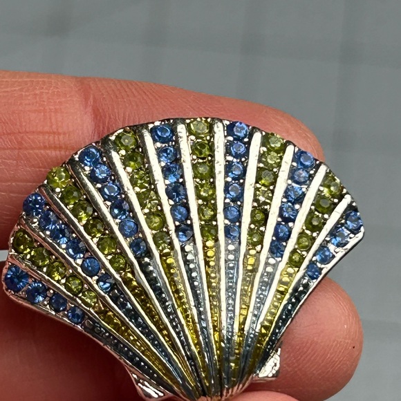 Monet Seashell Rhinestone Pin Brooch - Picture 2 of 4